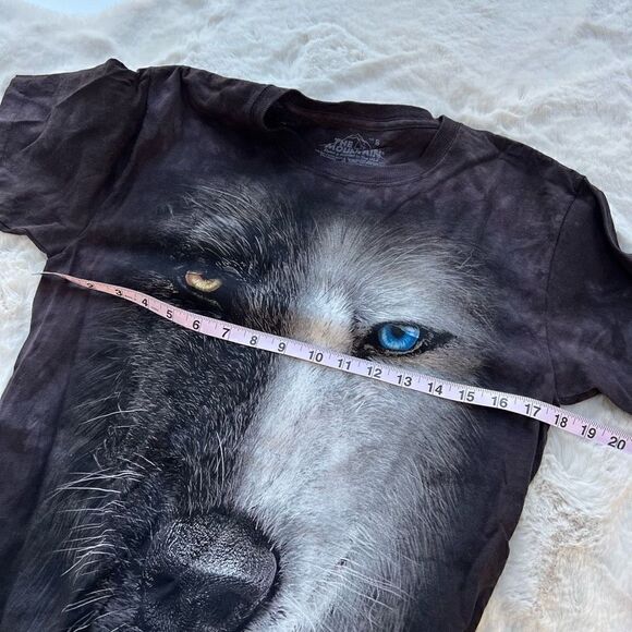 The Mountain Short Sleeve Wolf Tee Crew Neck T Shirt Black Gray S - Picture 8 of 8
